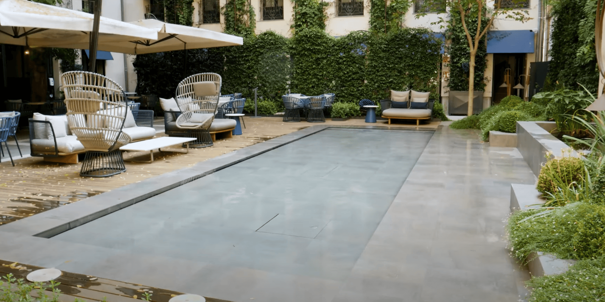 Dalla piscina alla pedana calpestabile Dalla piscina alla pedana calpestabile